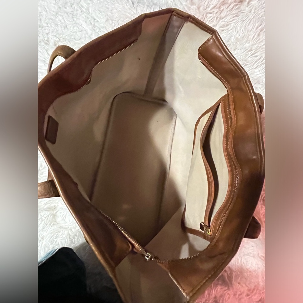 2 for Authentic MCM Cognac Visetos Tote and  new felt organizer - Picture 16 of 16